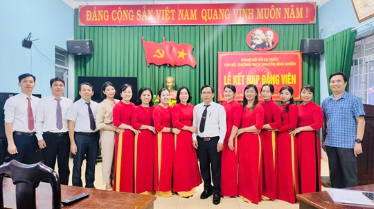 Lễ kết nạp đảng viên